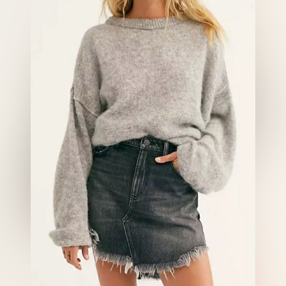 Free People black raw hem denim mini skirt-Size 28